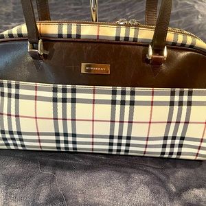 Burberry bag/ Burberry shoulder bag